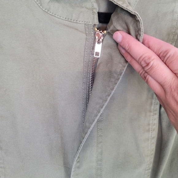 CAbi Explorer Army Utility Style Vest in Khaki Green, sz Small - Picture 3 of 15